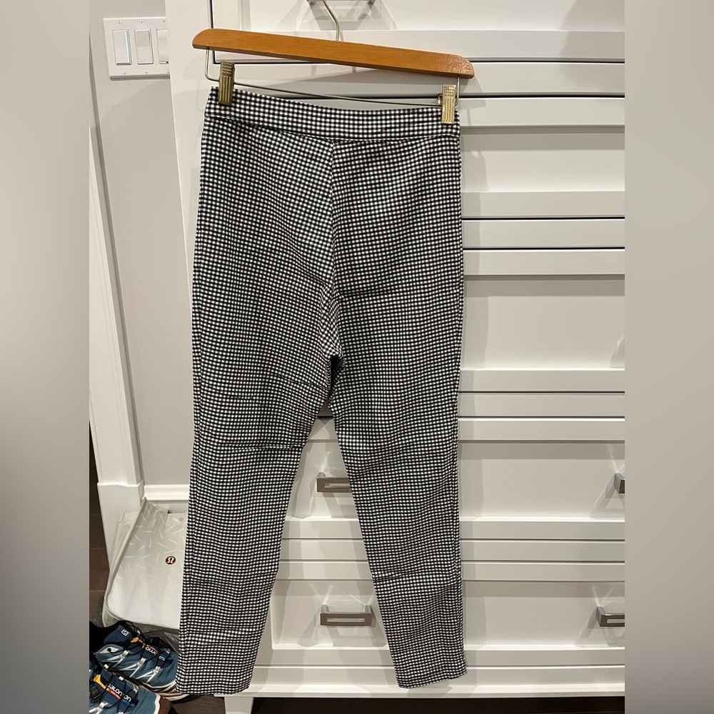 Urban outfitter black and white checkered capris - Picture 2 of 2
